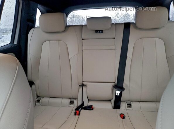 W1N9M0KB8PN036583 2023 MERCEDES-BENZ EQB Silver უკანა სავარძლების ხედი