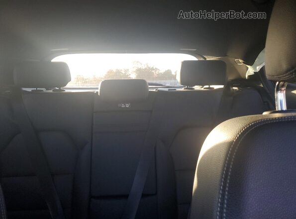 W1NTG4EBXLU029019 2020 MERCEDES-BENZ GLA Red Vista de los asientos traseros