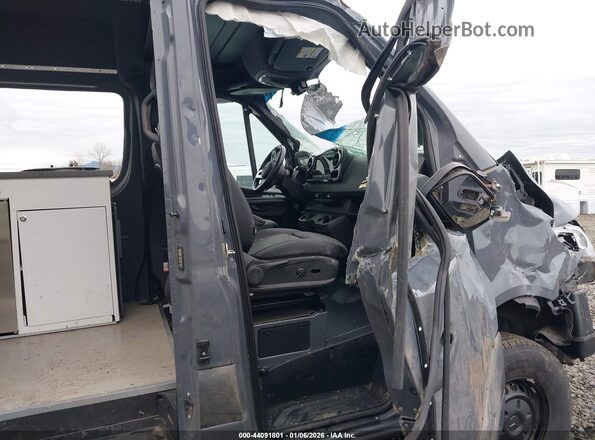 W1W4EBVY6LT024078 2020 MERCEDES-BENZ SPRINTER Gray Widok wnętrza z przodu