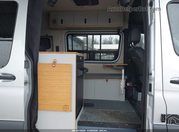W1Y4EBVY5NT094911 2022 MERCEDES-BENZ SPRINTER Silver 