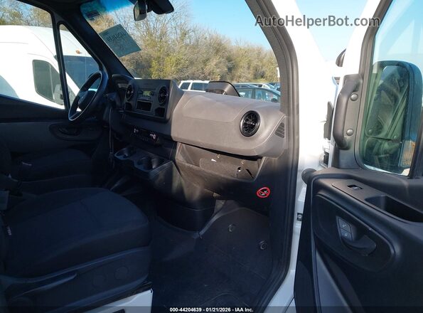 W1Y4KCHY6ST201616 2025 MERCEDES-BENZ SPRINTER White Front interior view