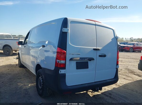 W1YV0BEY5P4223004 2023 MERCEDES-BENZ METRIS White Vista interior de 360 grados