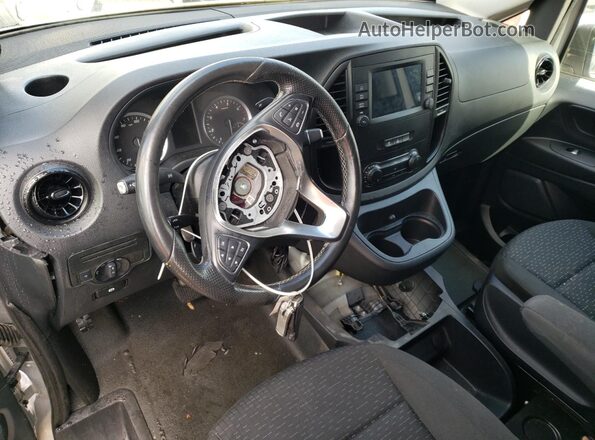 W1YV0BEY6M3768520 2021 MERCEDES-BENZ METRIS Silver Dashboard view