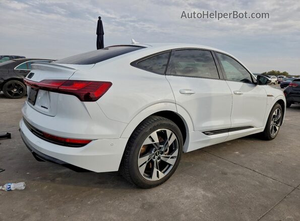 WA11AAGE0NB044353 2022 AUDI E-TRON White Rear right