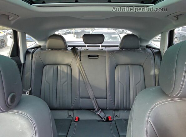 WA11AAGE0NB044353 2022 AUDI E-TRON White Rear seats view