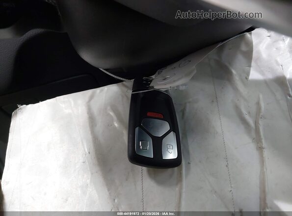WA124AFY1S2015737 2025 AUDI SQ5 Black Առջևի վահանակի տեսք