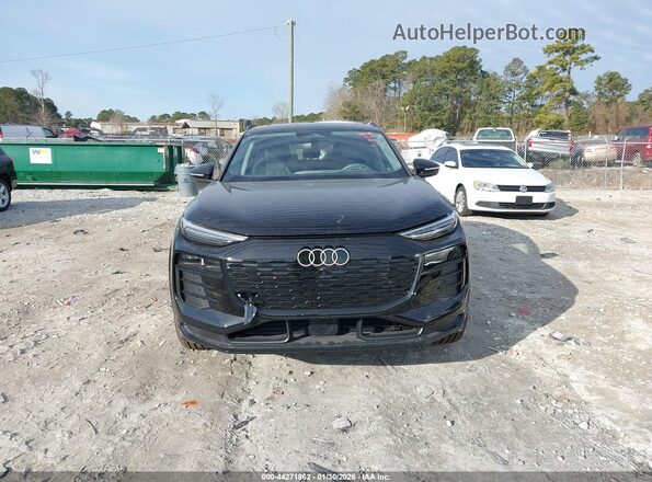 WA124BGF5SA051858 2025 AUDI Q6 E-TRON Black Սալոնի հետևի տեսք