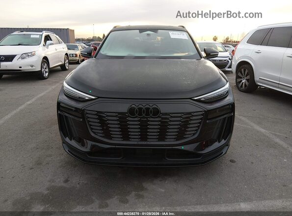 WA125BGF2SA025862 2025 AUDI SQ6 Black Widok wnętrza z tyłu