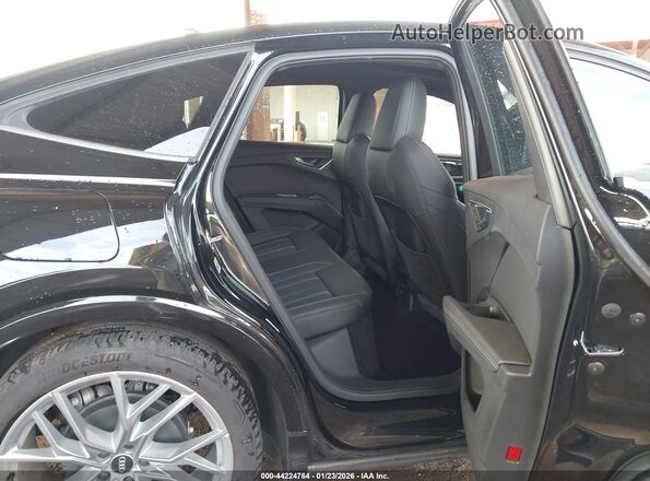 WA13UBFZ5SP040761 2025 AUDI Q4 Black 