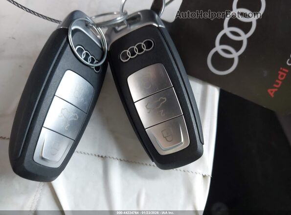 WA13UBFZ5SP040761 2025 AUDI Q4 Black 
