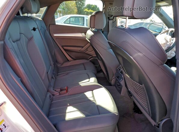 WA15AAFY4R2063622 2024 AUDI Q5 White Vista interior trasera