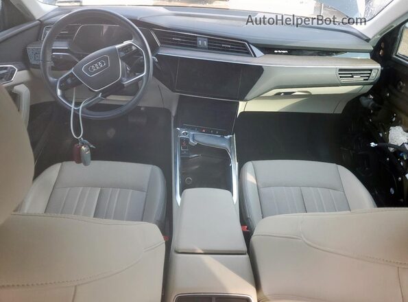 WA15AAGE3RB009099 2024 AUDI Q8 Black 