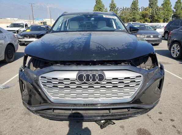 WA15AAGEXRB005468 2024 AUDI Q8 Black Вид спереду