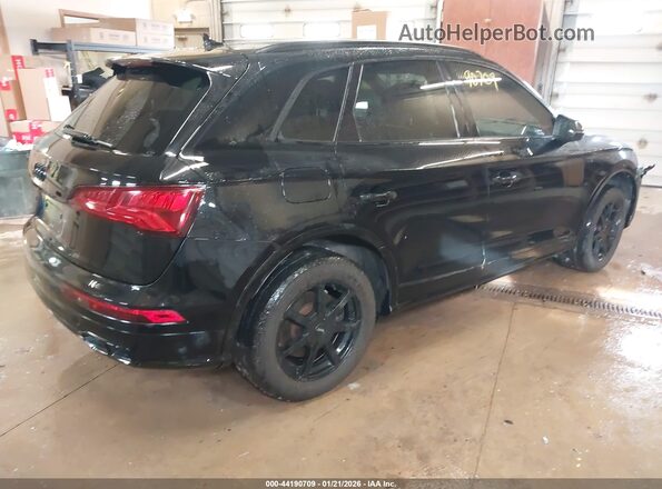 WA1A4AFY3J2015104 2018 AUDI SQ5 Черный Задняя правая четверть