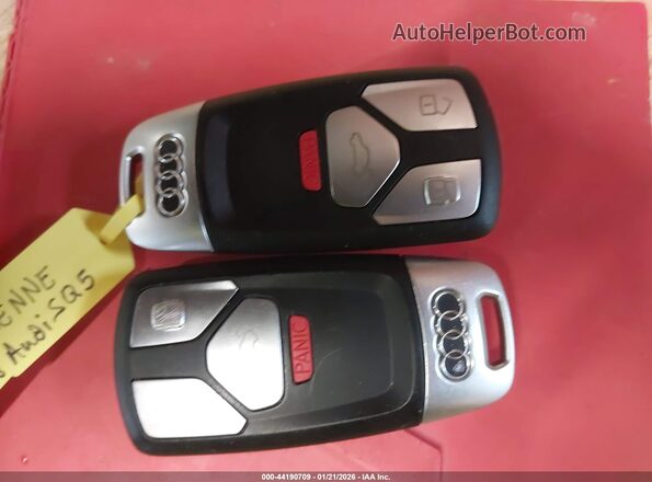 WA1A4AFY3J2015104 2018 AUDI SQ5 Черный Вид панели приборов