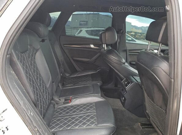 WA1A4AFY7J2025344 2018 AUDI SQ5 White 