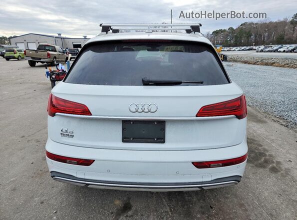 WA1AAAFY0M2093093 2021 AUDI Q5 White 