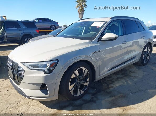 WA1AAAGE1MB018486 2021 AUDI E-TRON Gray Առջևի ձախ երեք քառորդ տեսարան
