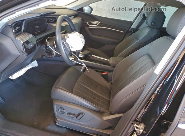 WA1AAAGE2MB021557 2021 AUDI E-TRON Black 
