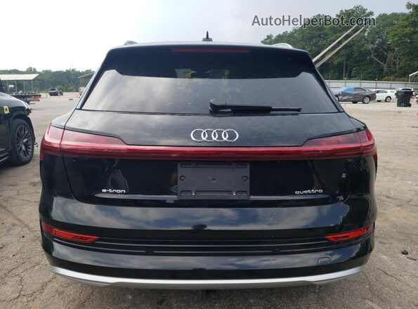 WA1AAAGE4NB006866 2022 AUDI E-TRON Черный Вид сзади