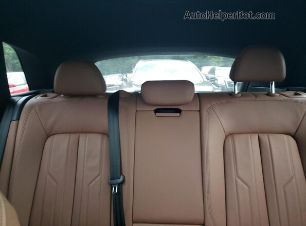 WA1AAAGE4NB006866 2022 AUDI E-TRON Черный Вид задних сидений