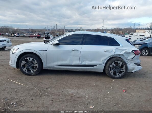 WA1AAAGE5MB014411 2021 AUDI E-TRON White Vista interior de 360 grados