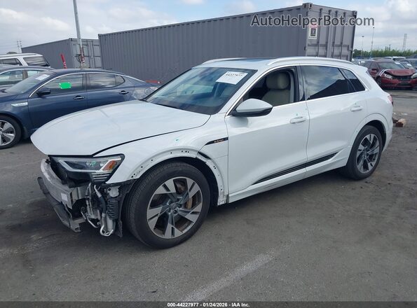 WA1AAAGE8MB000728 2021 AUDI E-TRON White 
