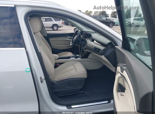 WA1AAAGE8MB000728 2021 AUDI E-TRON White 