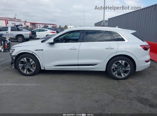 WA1AAAGE8MB000728 2021 AUDI E-TRON White 