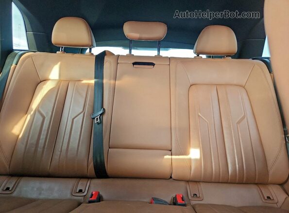 WA1AAAGEXMB021399 2021 AUDI E-TRON White Հետևի նստատեղերի տեսք
