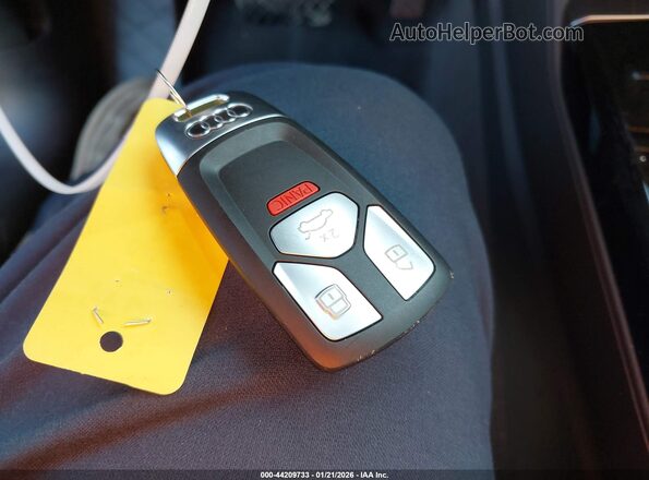WA1ABAFY1S2053583 2025 AUDI Q5 Black Առջևի վահանակի տեսք