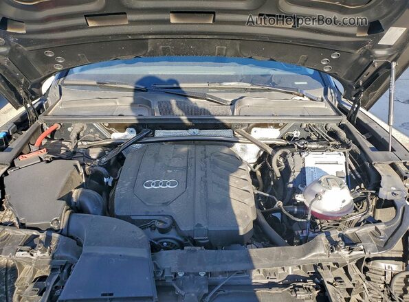 WA1ABAFY6S2027268 2025 AUDI Q5 Black Vista del compartimento del motor