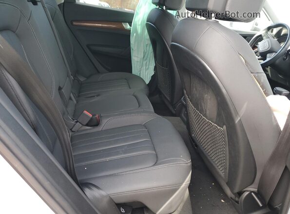 WA1ABAFY8R2094593 2024 AUDI Q5 White უკანა სალონის ხედი
