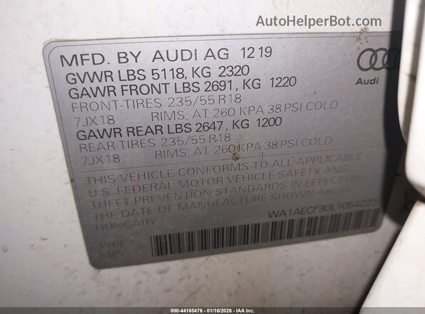 WA1AECF30L1054223 2020 AUDI Q3 White Widok komory silnika