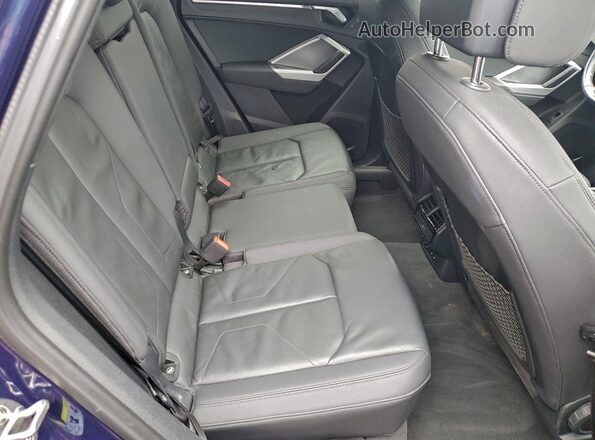 WA1AECF34K1075896 2019 AUDI Q3 Blue Вид задньої частини салону