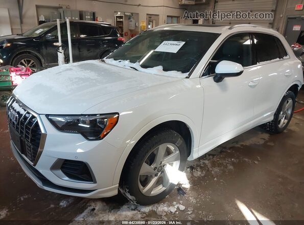 WA1AECF36K1068819 2019 AUDI Q3 White Առջևի ձախ երեք քառորդ տեսարան