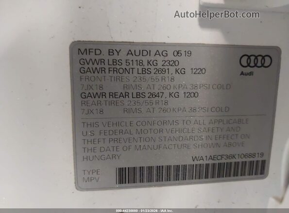 WA1AECF36K1068819 2019 AUDI Q3 White Շարժիչի բաժամունքի տեսք