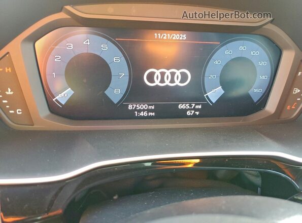 WA1AECF37K1077044 2019 AUDI Q3 Silver Instrument cluster view