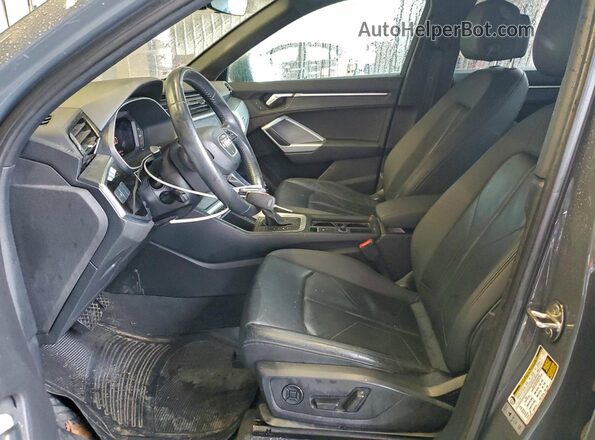 WA1AECF37K1077836 2019 AUDI Q3 Gray Widok wnętrza z przodu