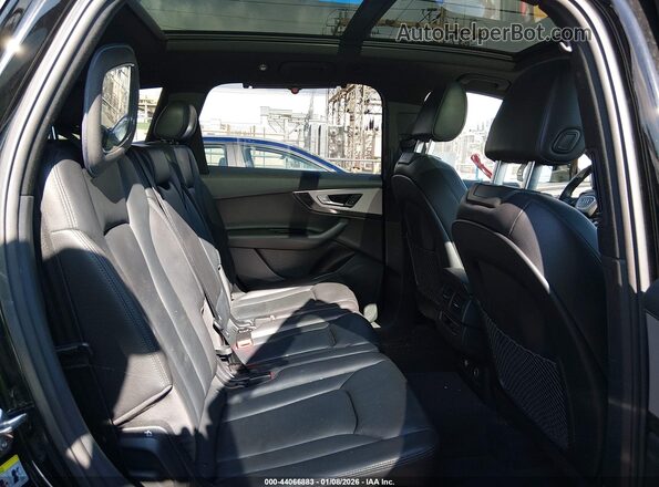 WA1AHAF75KD041916 2019 AUDI Q7 Black Vista de la etiqueta del VIN