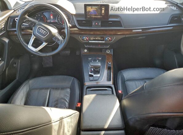 WA1ANAFY2L2057618 2020 AUDI Q5 Green Dashboard view