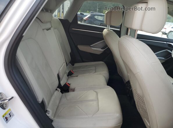 WA1AUCF37M1101140 2021 AUDI Q3 Белый Вид задних сидений