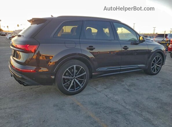 WA1AWBF79ND019210 2022 AUDI SQ7 Maroon Trasero derecho