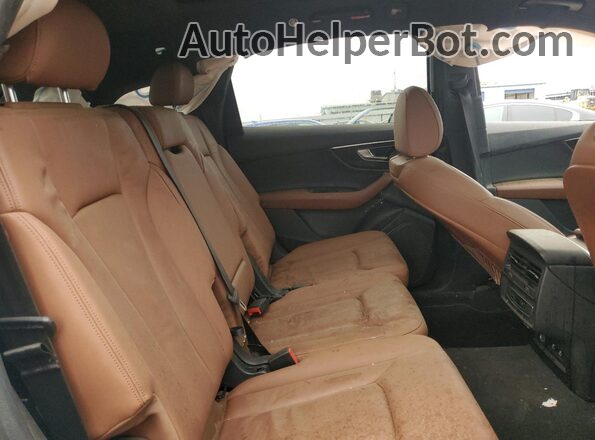WA1AXBF71PD026037 2023 AUDI Q7 White Widok wnętrza z tyłu