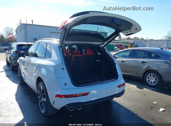 WA1B4AFY2R2042715 2024 AUDI SQ5 White Rear left