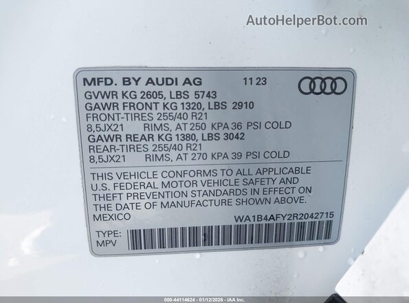 WA1B4AFY2R2042715 2024 AUDI SQ5 White Engine compartment view