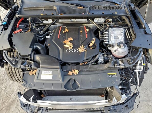 WA1B4AFY6R2096275 2024 AUDI SQ5 Black Widok komory silnika