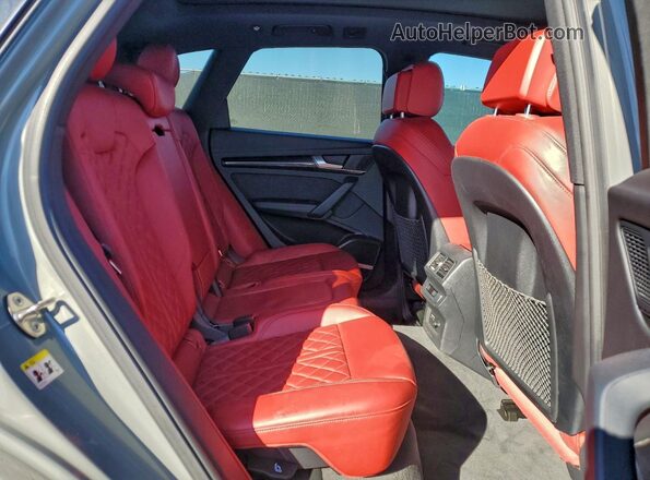 WA1B4AFY8M2034966 2021 AUDI SQ5 Gray Rear interior view