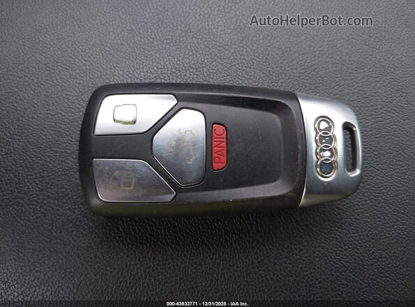 WA1B4AFY8N2088771 2022 AUDI SQ5 Gray Dashboard view