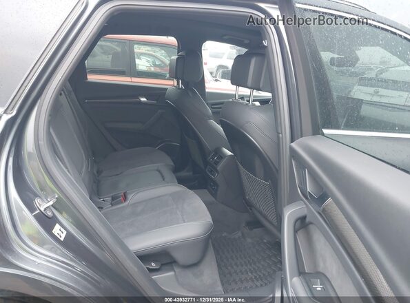 WA1B4AFY8N2088771 2022 AUDI SQ5 Gray VIN sticker view